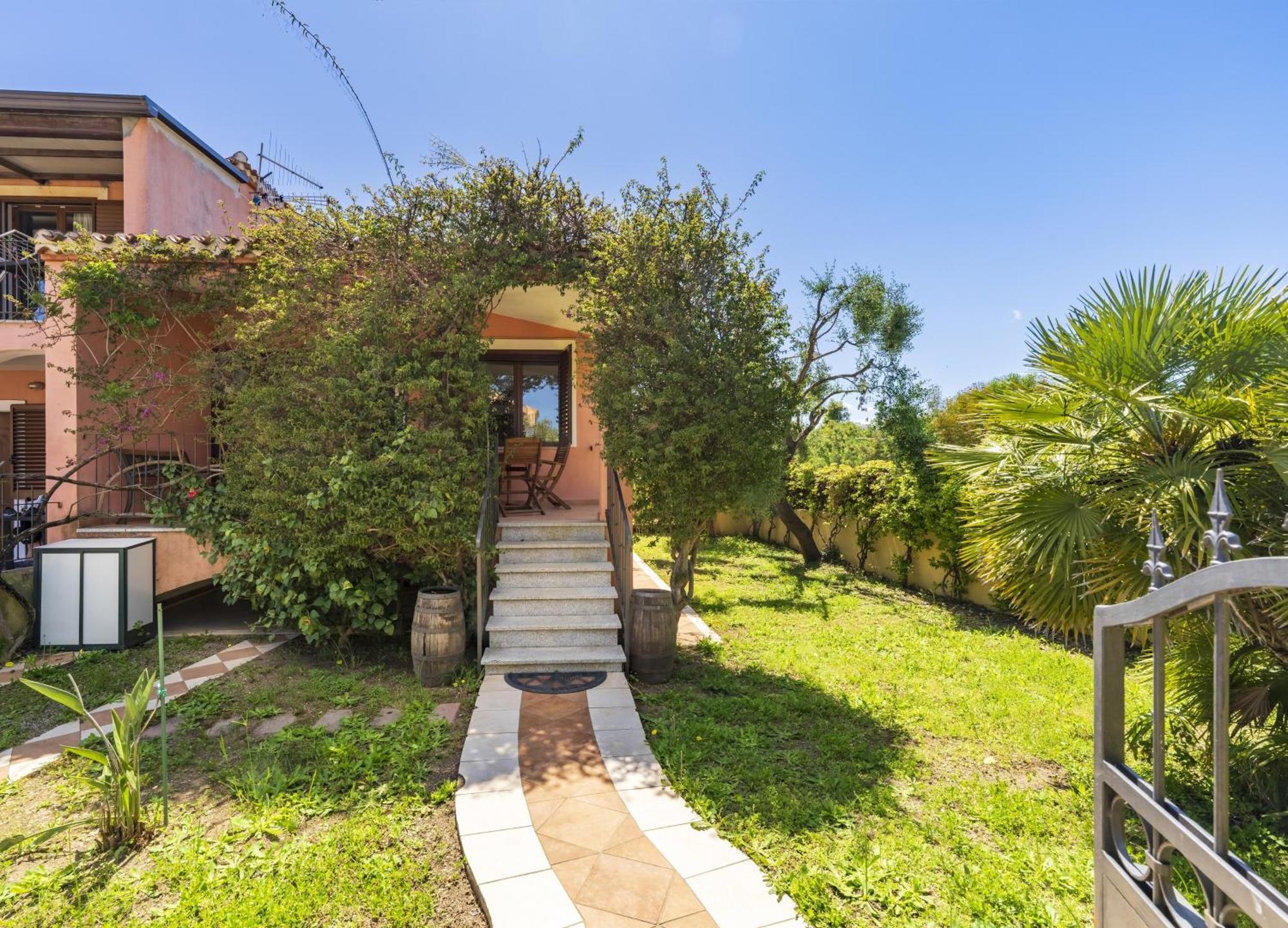 Casa Vacanze Lolivastro Арбатакс Экстерьер фото